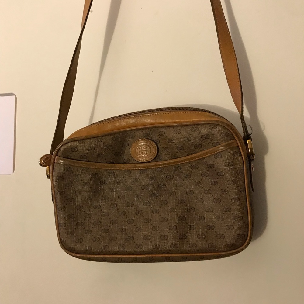 Small Vintage Gucci Purse